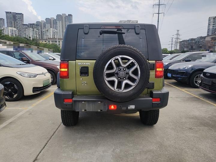 BJ40 2016 40L 2.3T AT AWD Exclusive photo 3