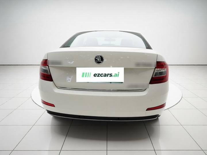 Octavia 2017 1.6L MT photo 5