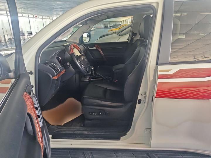 Prado 2019 3.5L AT TX-L Exclusive photo 8