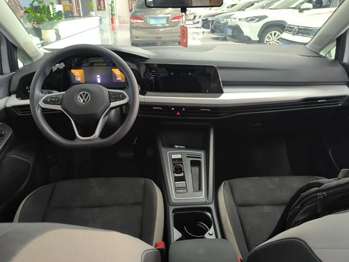 Golf 2023 200TSI DSG photo 5