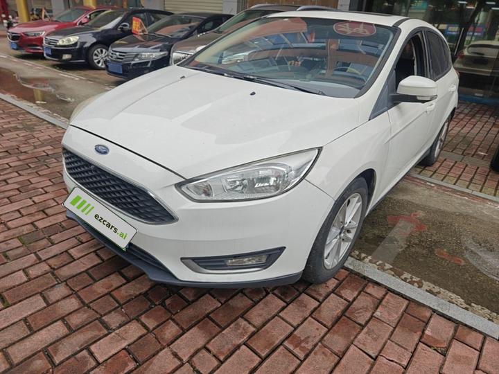 Focus 2017 Hatchback 1.6L AT Fashion
