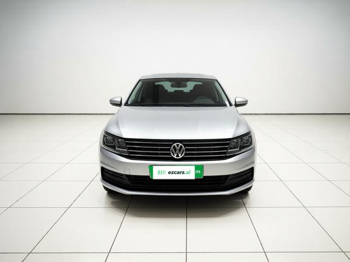 Lavida 2015 1.6L MT photo 2