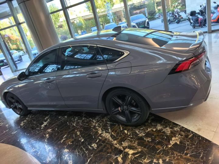 2023 260TURBO photo 4