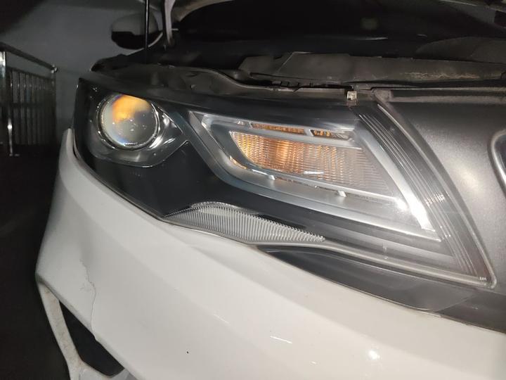 Emgrand GL 2019 1.4T CVT Elite Smart photo 7