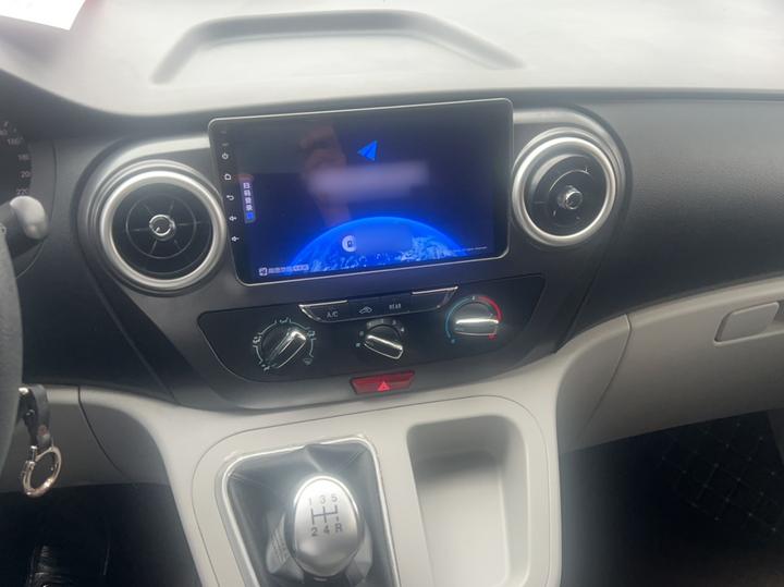 Refine M3 2023 PLUS 1.8L 9-Seater Comfort photo 7