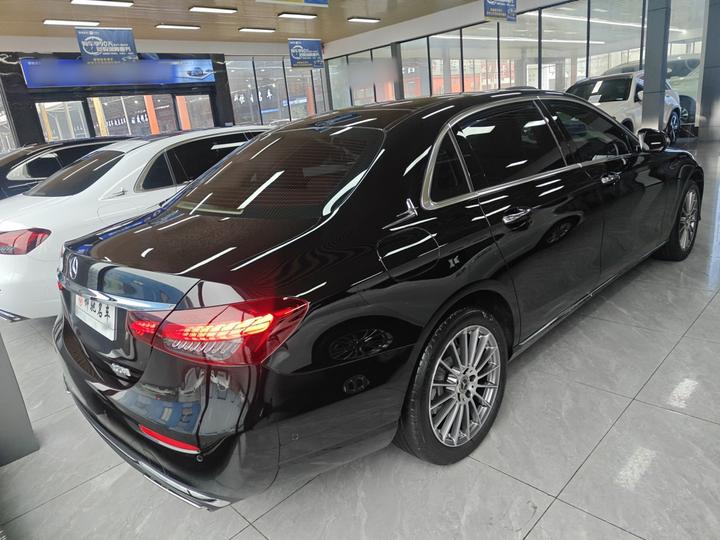 E-Class 2023 Facelift E 260 L photo 4
