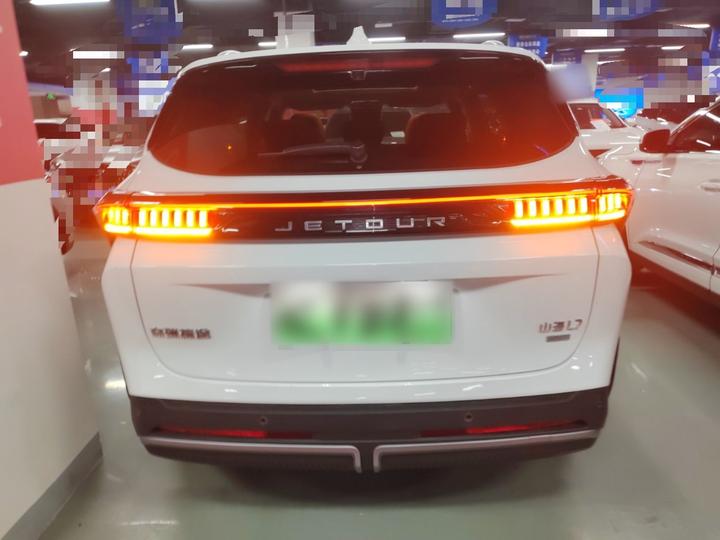 Shanhai L7 2024 1.5T 120km MAX+ 7-Seater photo 4