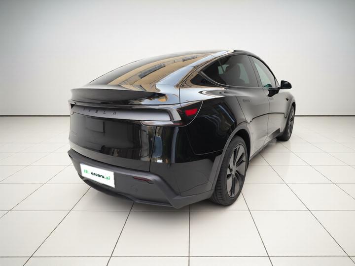 Model Y L 2025 Long Range AWD photo 6