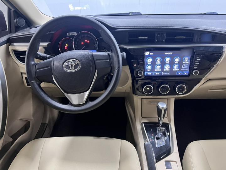 Corolla 2014 1.6L CVT GL photo 4