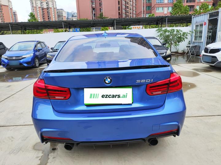 3 Series 2018 320i M Sport Package photo 3