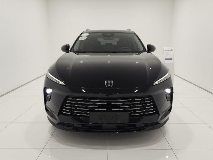 2024 Envision Plus 28T AWD Exclusive photo 2