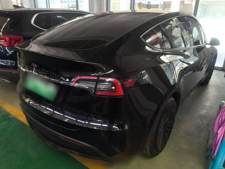 Model Y 2022 Facelift RWD photo 4