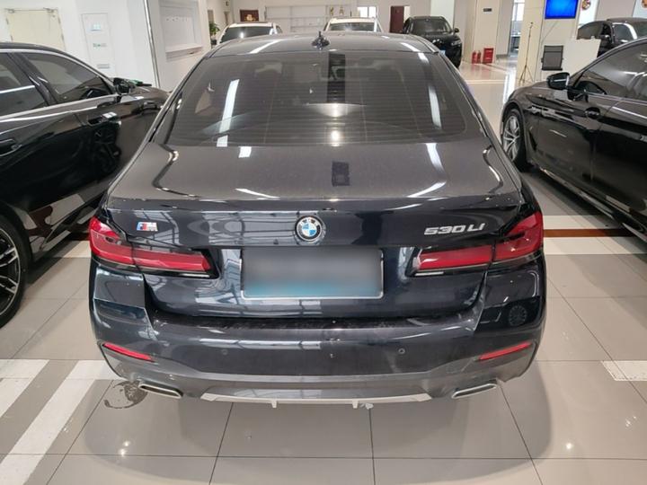 5 Series 2023 530Li Exclusive M Sport Package photo 5