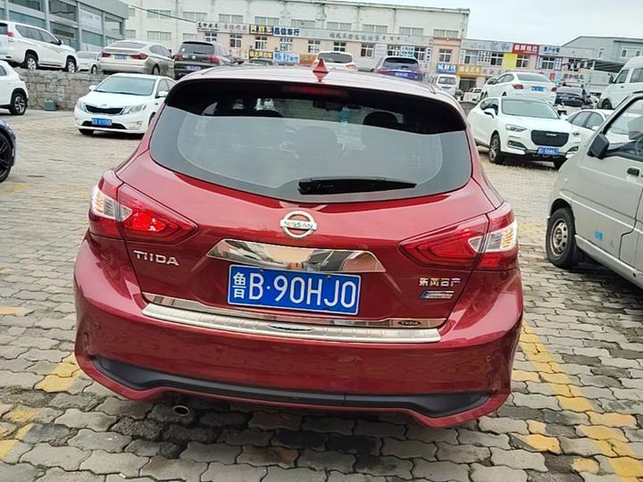 Tiida 2016 1.6L CVT photo 3