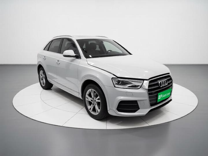 Q3 2017 30 TFSI Fashion photo 3