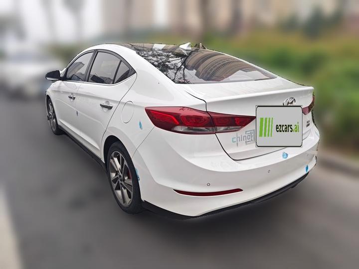 Elantra 2016 1.6L AT Smart Luxury photo 4