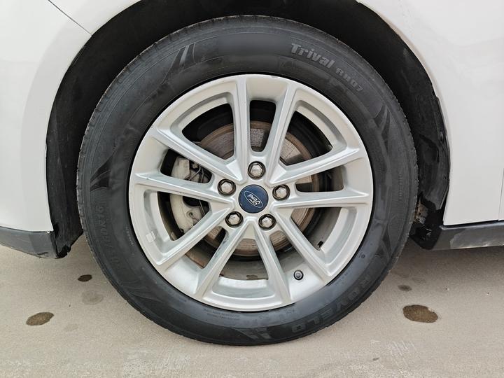 Focus 2015 Hatchback 1.6L AT photo 3