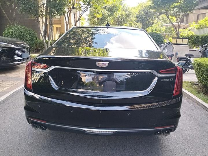CT6 2022 28T Luxury photo 3