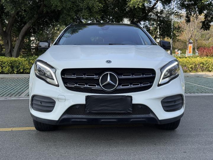 GLA 2019 GLA 220 4MATIC Sport photo 2