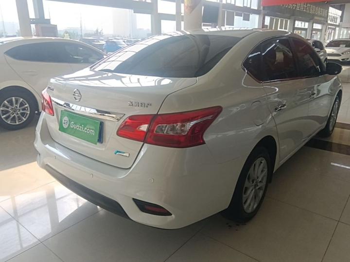 Sylphy 2018 1.6XV CVT Exclusive photo 4