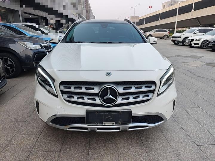 GLA 2019 GLA 200 Dynamic photo 2