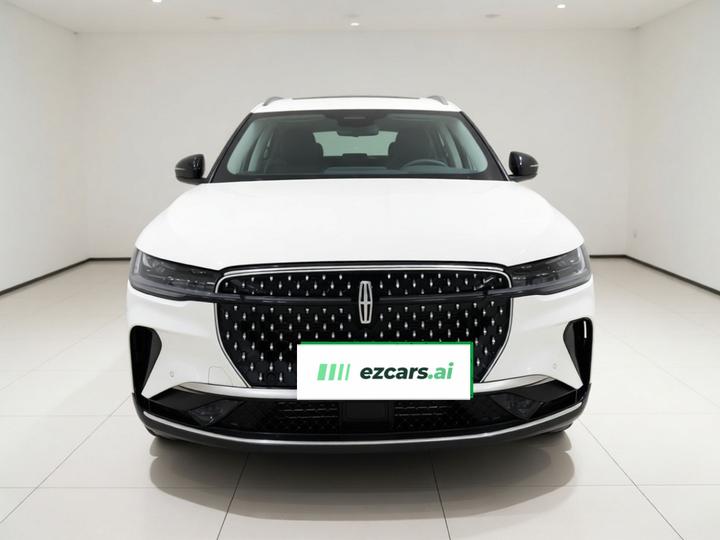 Nautilus 2023 2.0T AWD photo 2