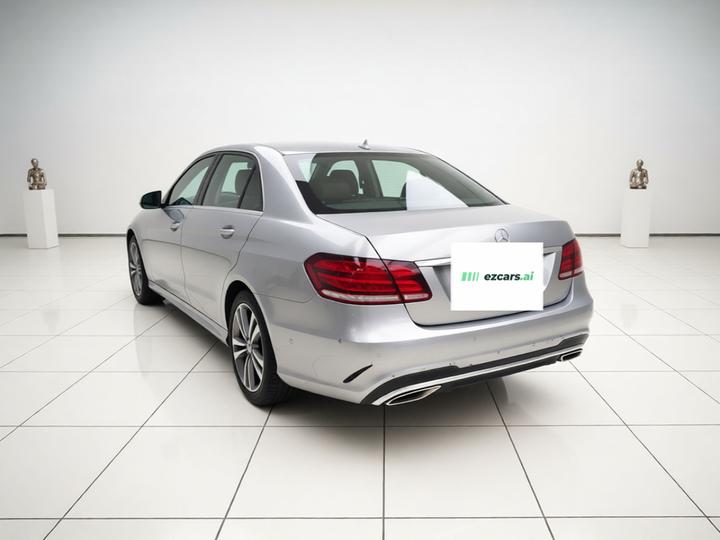E-Class 2015 Facelift E 200 L Sport photo 4