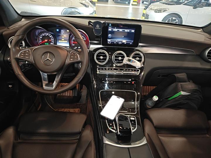 GLC 2017 GLC 260 4MATIC Luxury photo 5