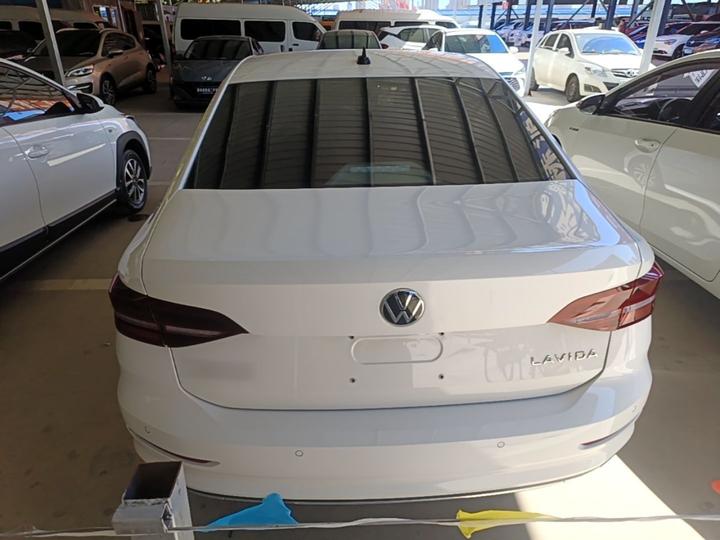 Lavida 2022 1.5L AT photo 3