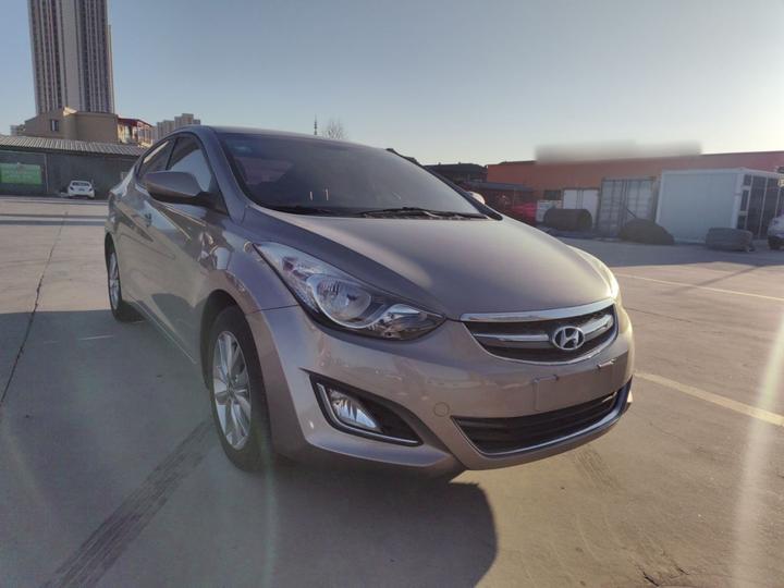 Elantra 2015 1.6L MT Fashion photo 3