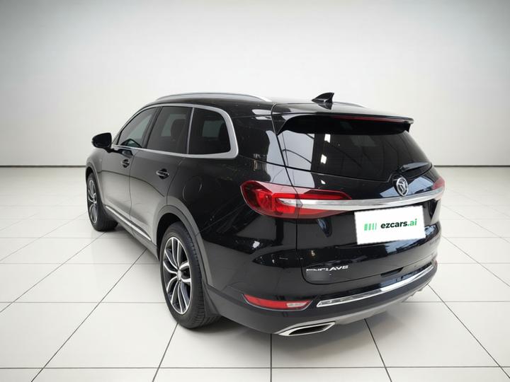 2022 652T RWD Premium 7-Seater photo 4
