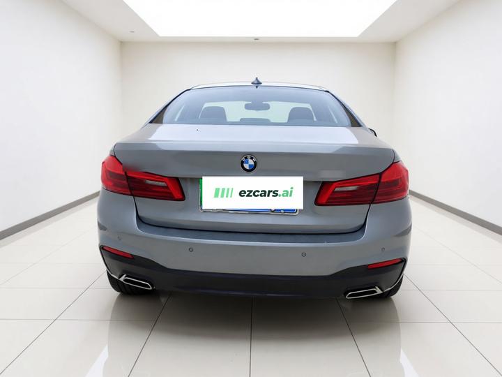 5 Series Imported 2020 525i M Sport Package photo 4