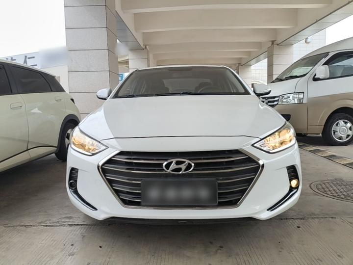 Elantra 2016 1.6L AT Smart Elite photo 2