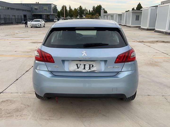 308S 2015 1.6T AT photo 3