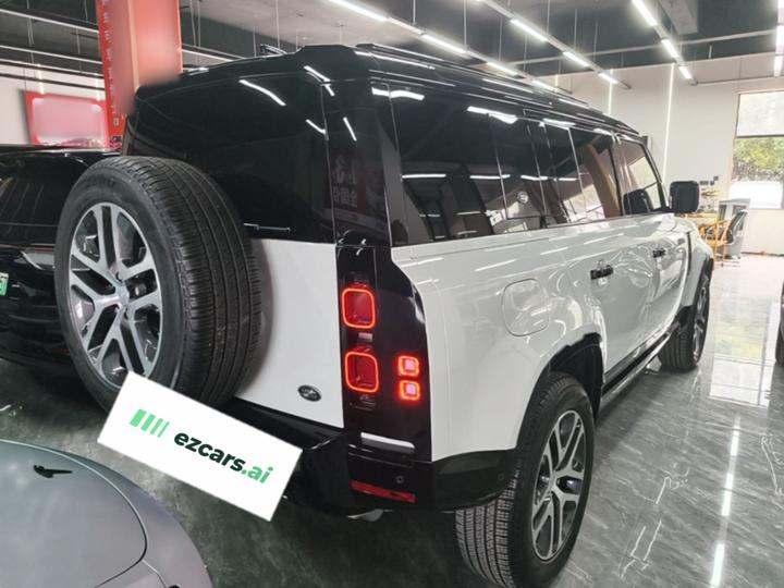 Defender 2023 Facelift 110 3.0T P400 X-DYNAMIC HSE photo 6