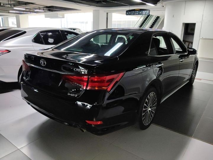Crown 2018 2.0T Sport photo 4