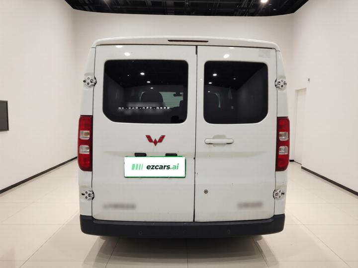 Wuling 2024 300km Comfort Bus 75kW photo 5