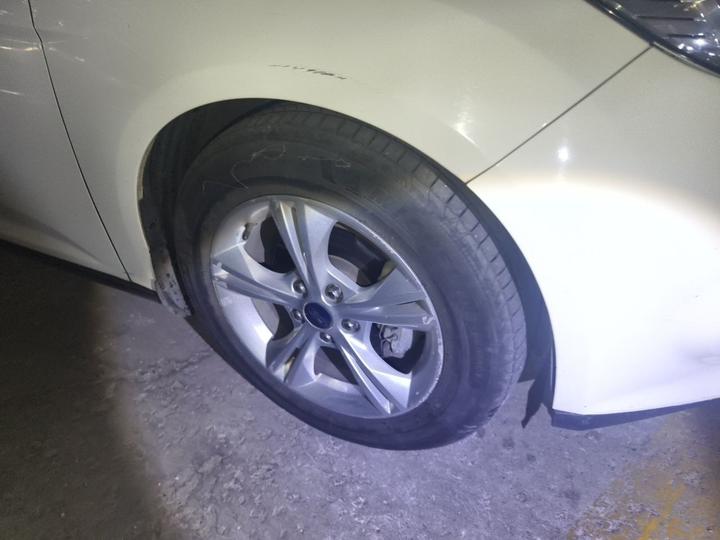Focus 2012 Hatchback 1.6L AT photo 8