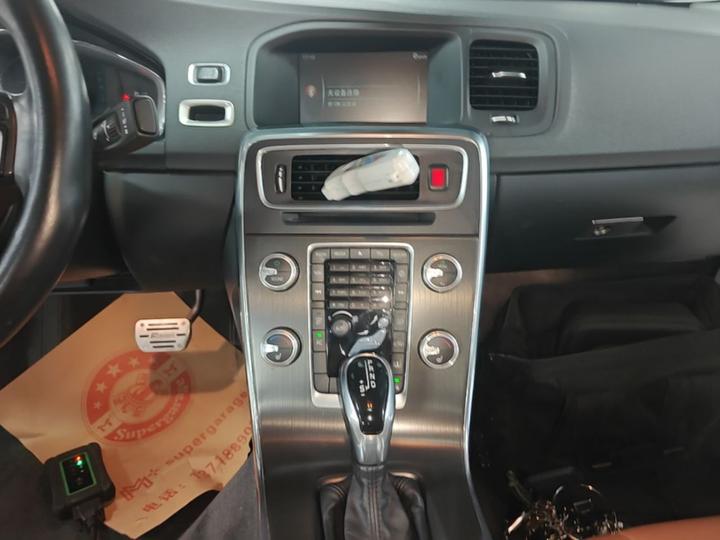 S60 2015 S60L T5 photo 8