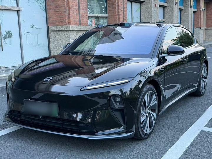 ET5 2022 75kWh