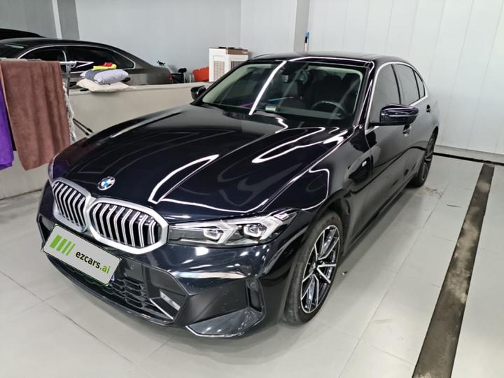 3 Series 2023 320Li M Sport Package