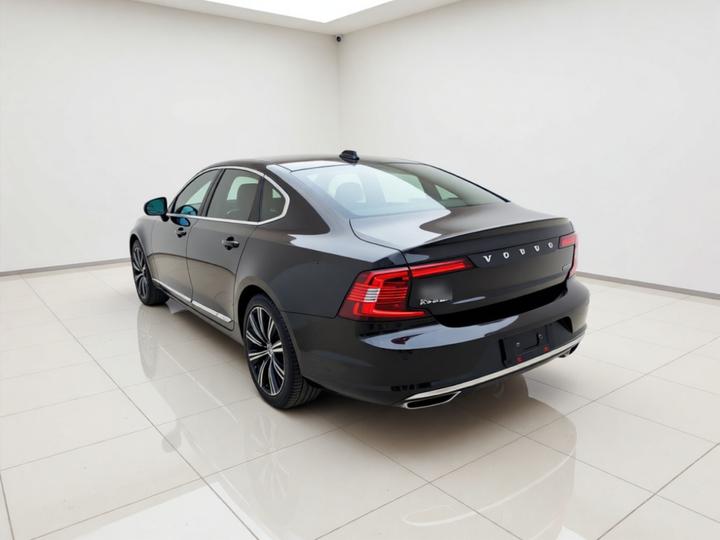 S90 2025 B5 Luxury photo 4