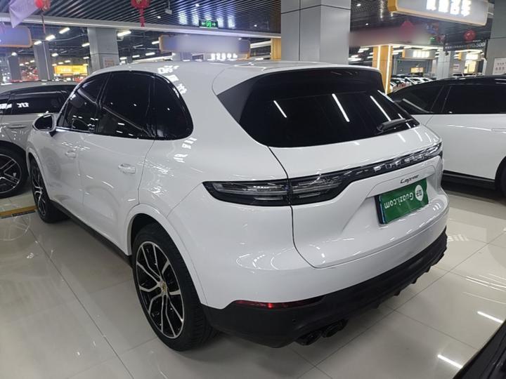 2019 Cayenne 3.0T photo 4