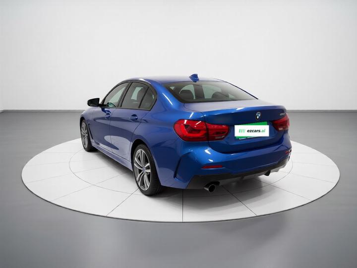1 Series 2019 120i Leading M Sport Package photo 4
