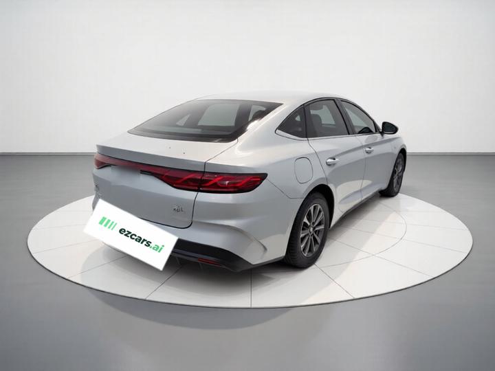 Qin L 2024 DM-i 80KM Leading photo 6
