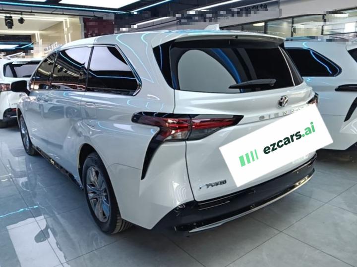 Sienna 2024 2.5L Hybrid AWD Premium photo 4