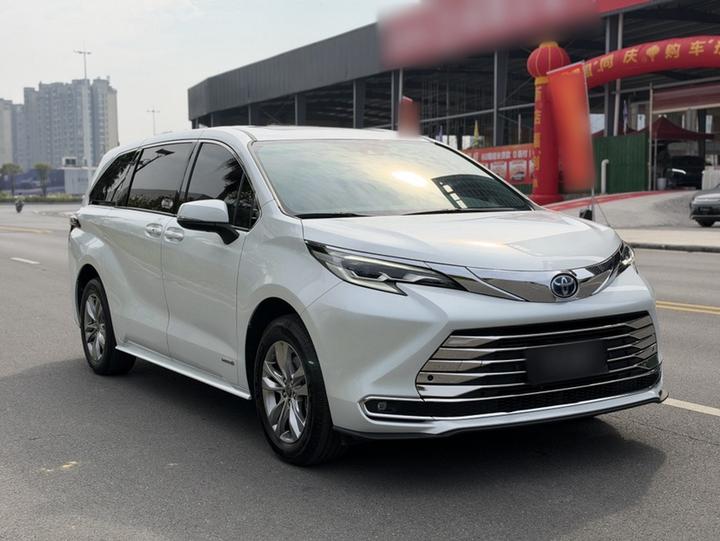 Sienna 2023 2.5L Hybrid Comfort photo 3