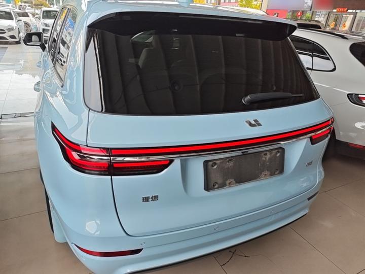 Li Auto ONE 2020 EREV 6-Seater photo 5
