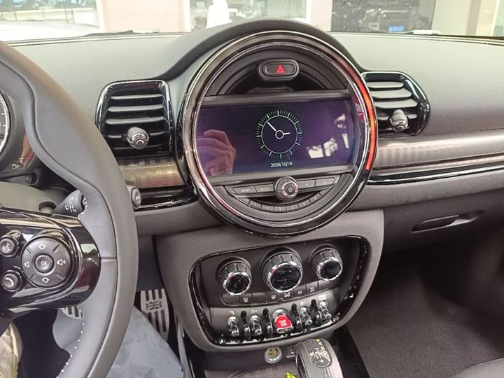 Clubman 2018 1.5T COOPER photo 8