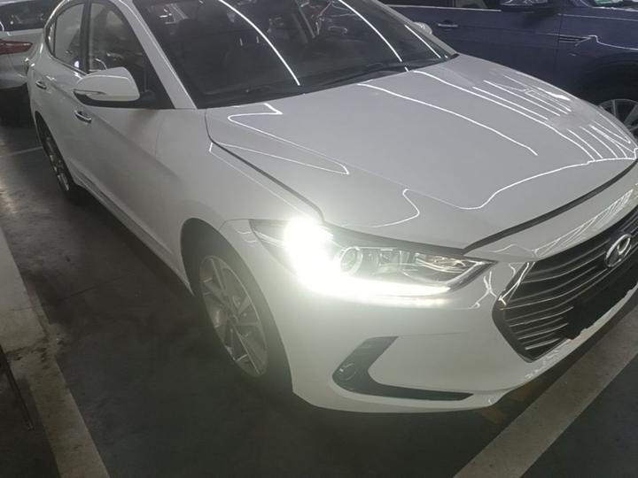 Elantra 2016 1.6L AT Smart Elite photo 3